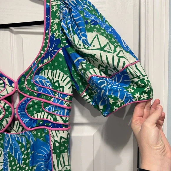 Gorgeous Farm Rio Jungle Panther Dress with Puffed Sleeves and Pink lining - Picture 2 of 6